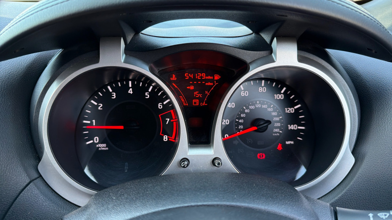 Nissan Juke 1.2 DiG-T N-Connecta 5dr Petrol Hatchback